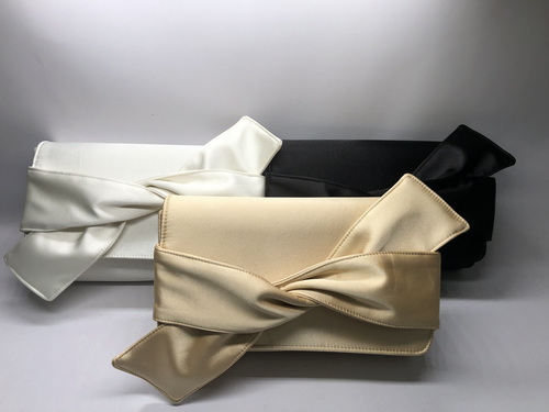 Envelope clutches
